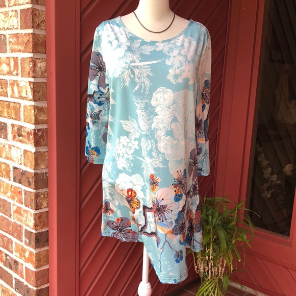 Azelea Tops - NWT Azalea Top
